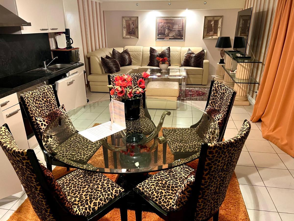 Tiffany'S Ferienapartments Sind Alles, Ausser... Gewoehnlich!!! Timmendorfer Strand Εξωτερικό φωτογραφία